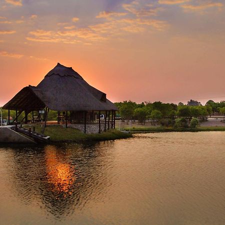 Stephen Margolis Resort Harare Bagian luar foto