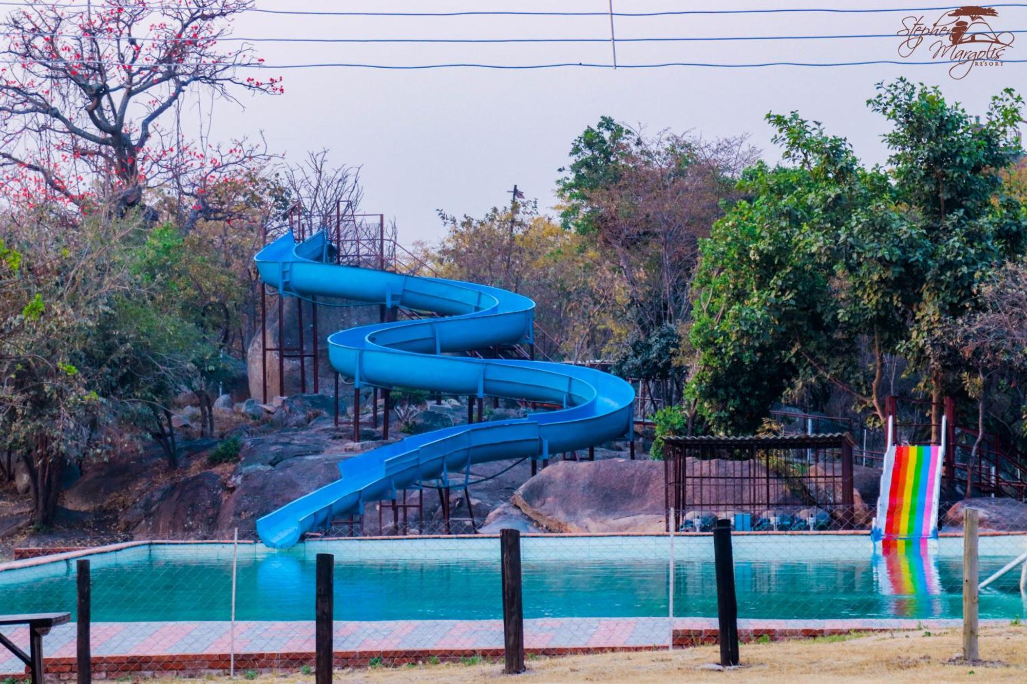 Stephen Margolis Resort Harare Bagian luar foto